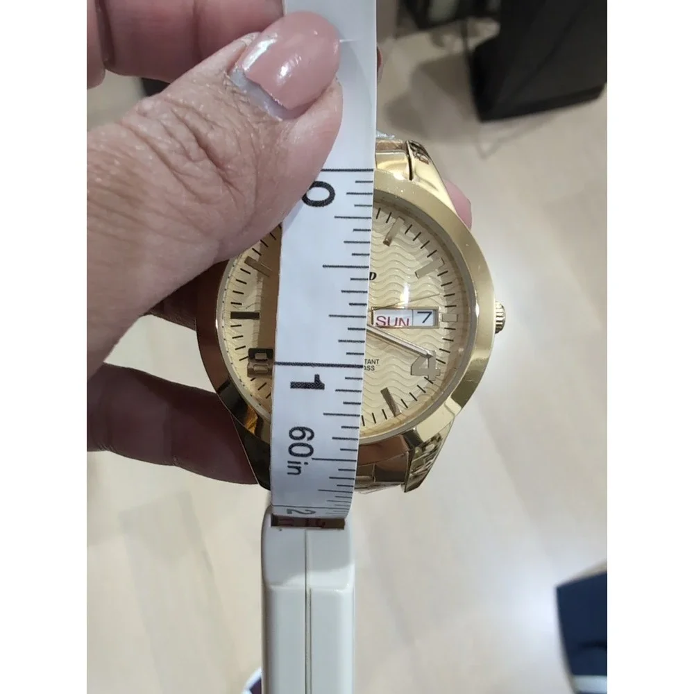 Reginald Mens Wrist‎ Watch Gold White Analog Quartz Needs Battery